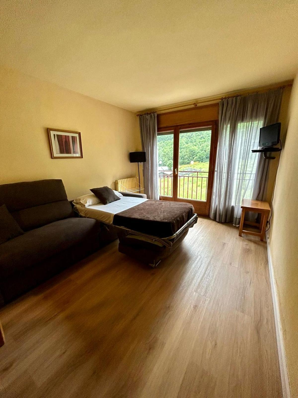 Apartamentos Turisticos Poblado Арінсаль Екстер'єр фото
