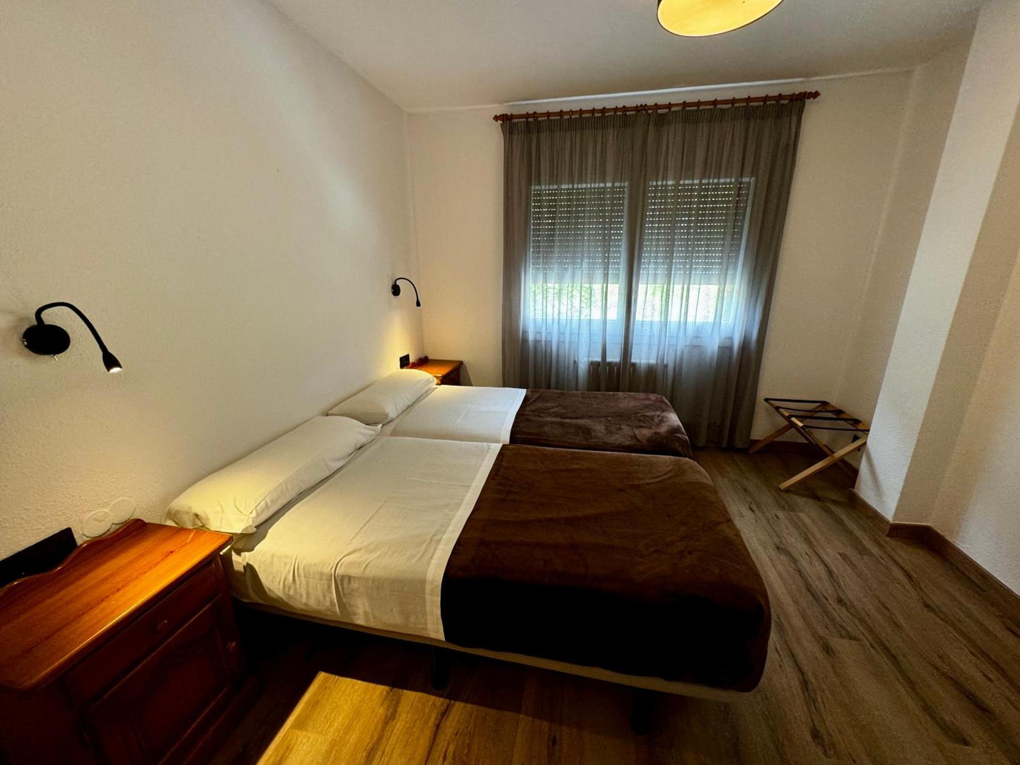 Apartamentos Turisticos Poblado Арінсаль Екстер'єр фото