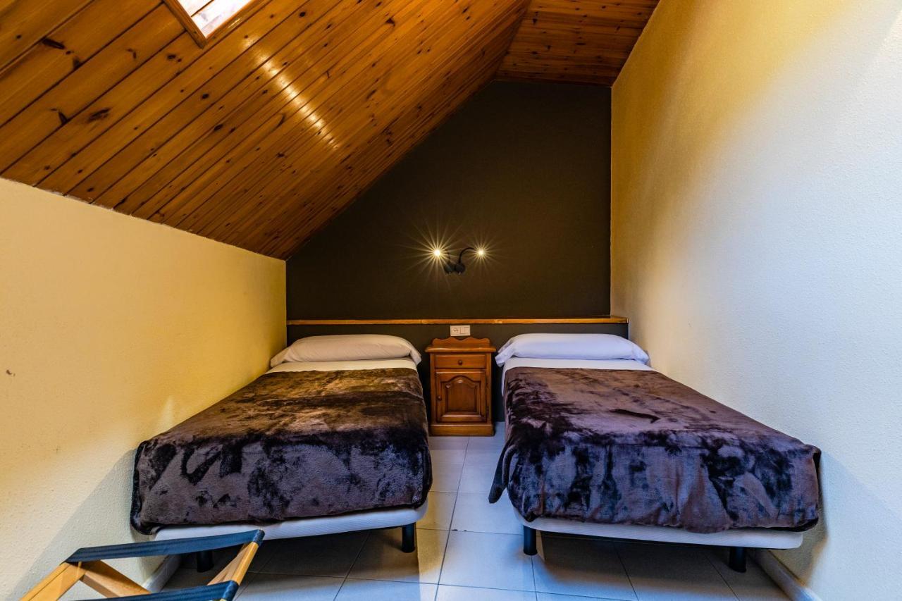 Apartamentos Turisticos Poblado Арінсаль Екстер'єр фото